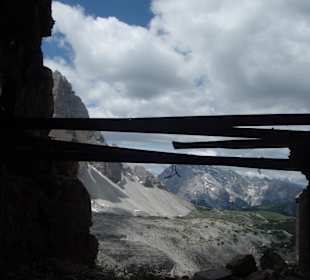 Ausblick aus einer Schießscharte vom 1. Weltkrieg