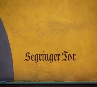 Am Torbogen eingebracht