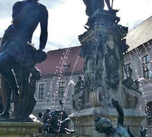 Der Wittelsbacherbrunnen in der Residenz
