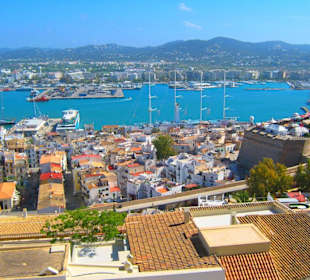 Ausblick auf den Hafen Ibiza 