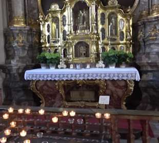Hofkirche „Unserer Lieben Frau“