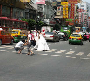 Hochzeitsfotos im Verkehr