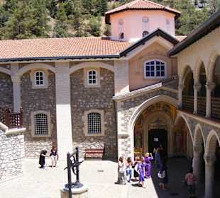 Innenhof des Kloster Kykko