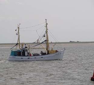 Ein Fischkutter nach Nordstrand
