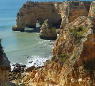 Praia da Mesquita (Oeste) - tolle Felsformationen
