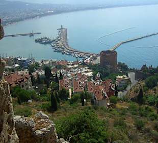 Blick auf den Hafen von Alanya