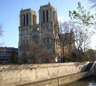 "Winterruhe" rund um Notre Dame