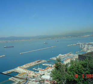 Ausblick vom Affenfelsen in Gibraltar (Ausflug)