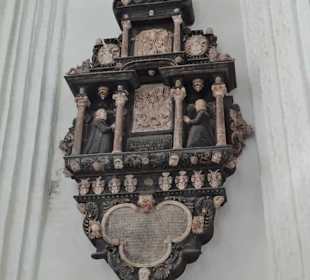 Epitaph im Chor der Hauptkirche St. Katharinen