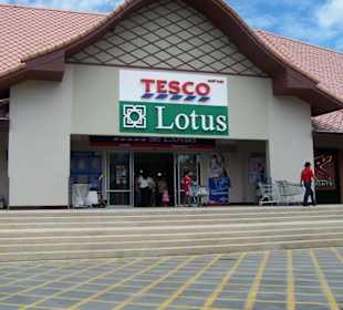 Einkaufscenter Tesco