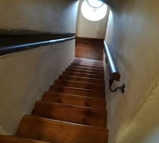 Zejście z piętra muzeum