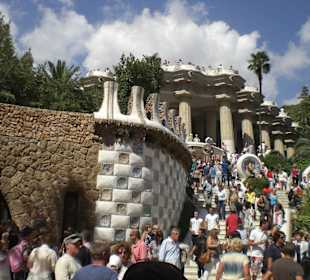 Menschenmassen im Park