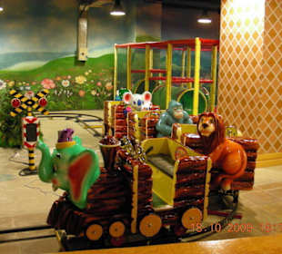 Kinderparadies, Eisenbahn