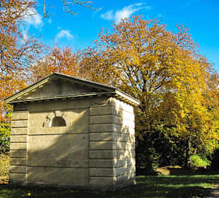 Парк Замка Ойтин. Золотая осень.