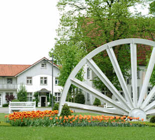 Badehaus mit Kohlerad in Bad Waldliesborn