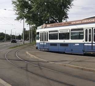 Bahnhof Tiefenbrunnen