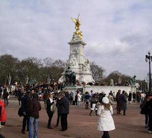Buckingham Palace 1