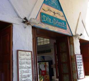 Santorin selbst im Bild Landschaft, Stadt