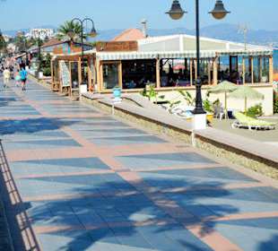 Promenade beim Hotel