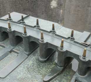 Tastmodell / Blindenmodell der Alten Mainbrücke