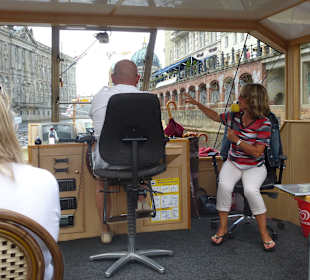 Die Dame war fit und erklärte locker und lustig