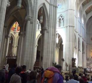 Kathedrale Santa María la Real de la Almudena
