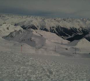 Blick vom Gipfel aufs Parsenngebiet