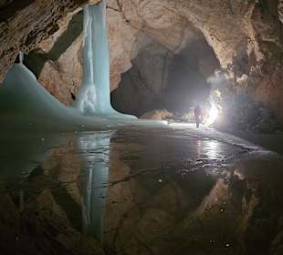 Enorme Ausmaße in der Höhle