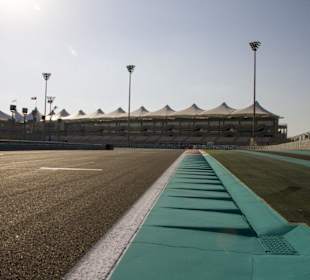 Einfahrt Start-Ziel-Gerade