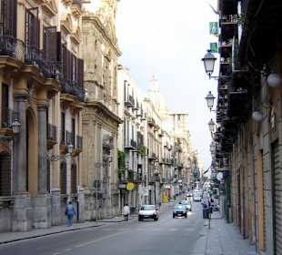 Via Maqueda