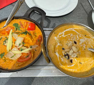 Spezial Karahi Murgh (61) und Chicken Shahi Korma 