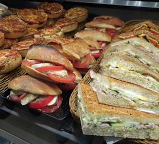 Das Angebot in der Bäckerei Merzenich in Bonn