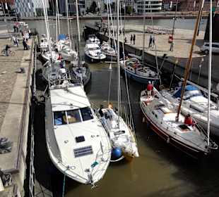 Betrieb in der Schleuse Neuer Hafen