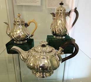 In der Silbersammlung des Heimatmuseums