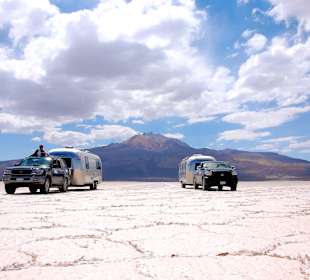 Thunupa Volcano - Deluxe Campers