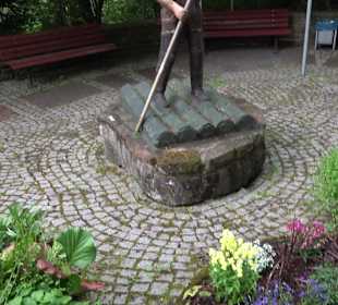 Skulptur Flößer Aach