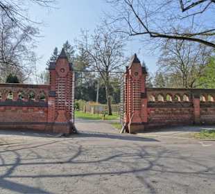 Nebeneingang zum Friedhof Engesohde