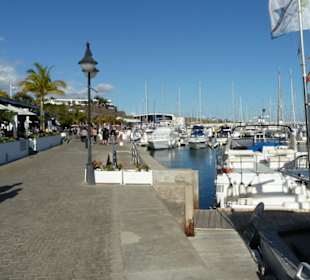 Nahegelegener Hafen von Puerto Calero