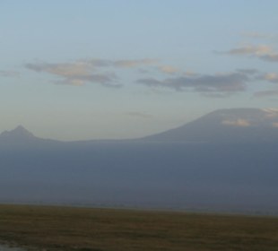 Kilimanjaro im Abendrot