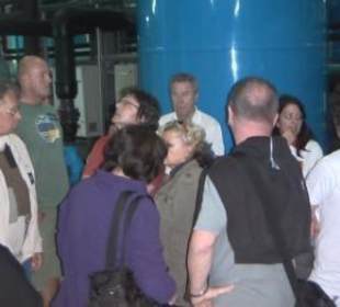 Interessierte Besucher