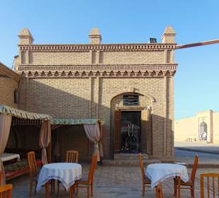 Restaurant Bir Gumbaz