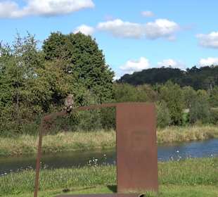 Schaukelweg an der Donau