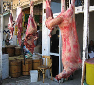 "Frisch-Fleisch" auf dem Markt