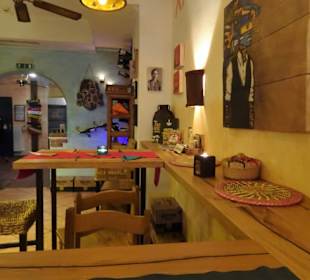 Der Gastraum des Mucho Gusto