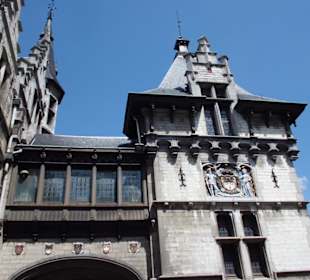 Imposante Festung an der Schelde