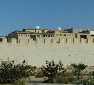 Die Stadtmauer von außen