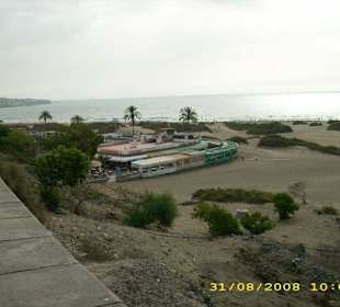 Shoppingmeile am Strand