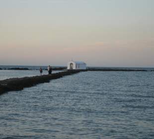 Kathedrale in der Nähe vom Hotelstrand