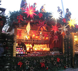 Schöne dekorierte WM-Buden