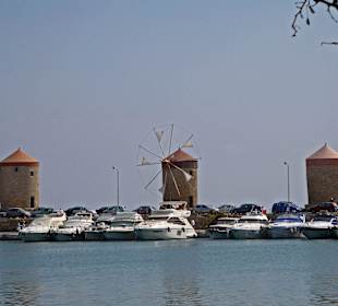 Hafen Rhodos Stadt